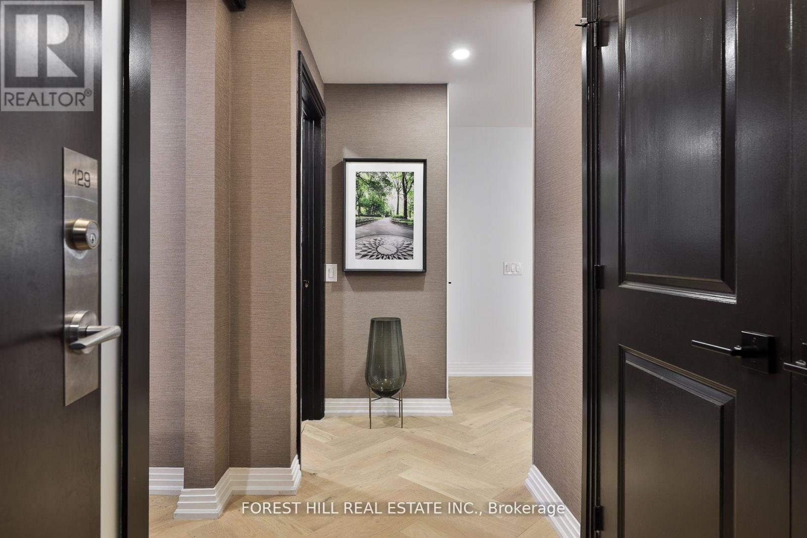 129 - 1 Benvenuto Place, Toronto, Ontario  M4V 2L1 - Photo 3 - C12433829