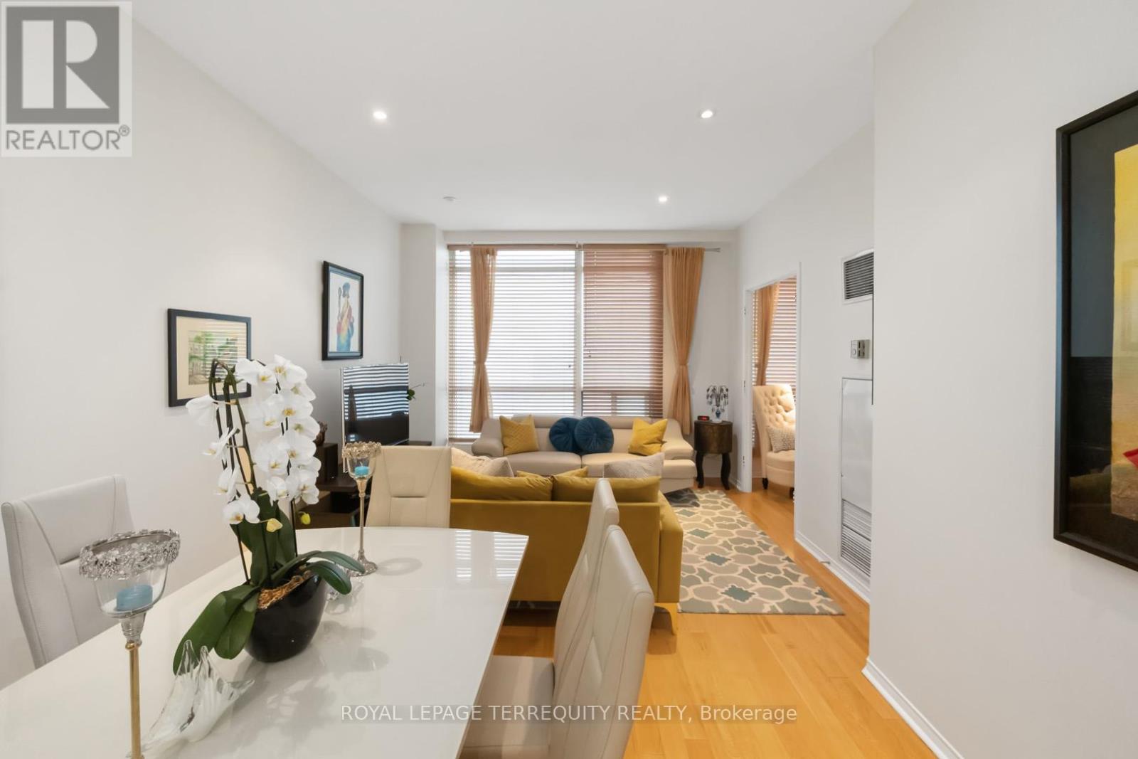 2215 - 7 King Street E, Toronto, Ontario  M5C 3C5 - Photo 13 - C12433837