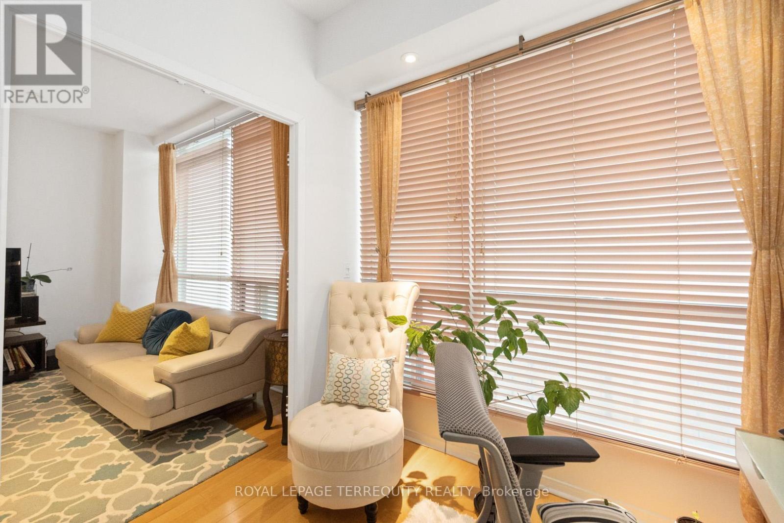 2215 - 7 King Street E, Toronto, Ontario  M5C 3C5 - Photo 31 - C12433837