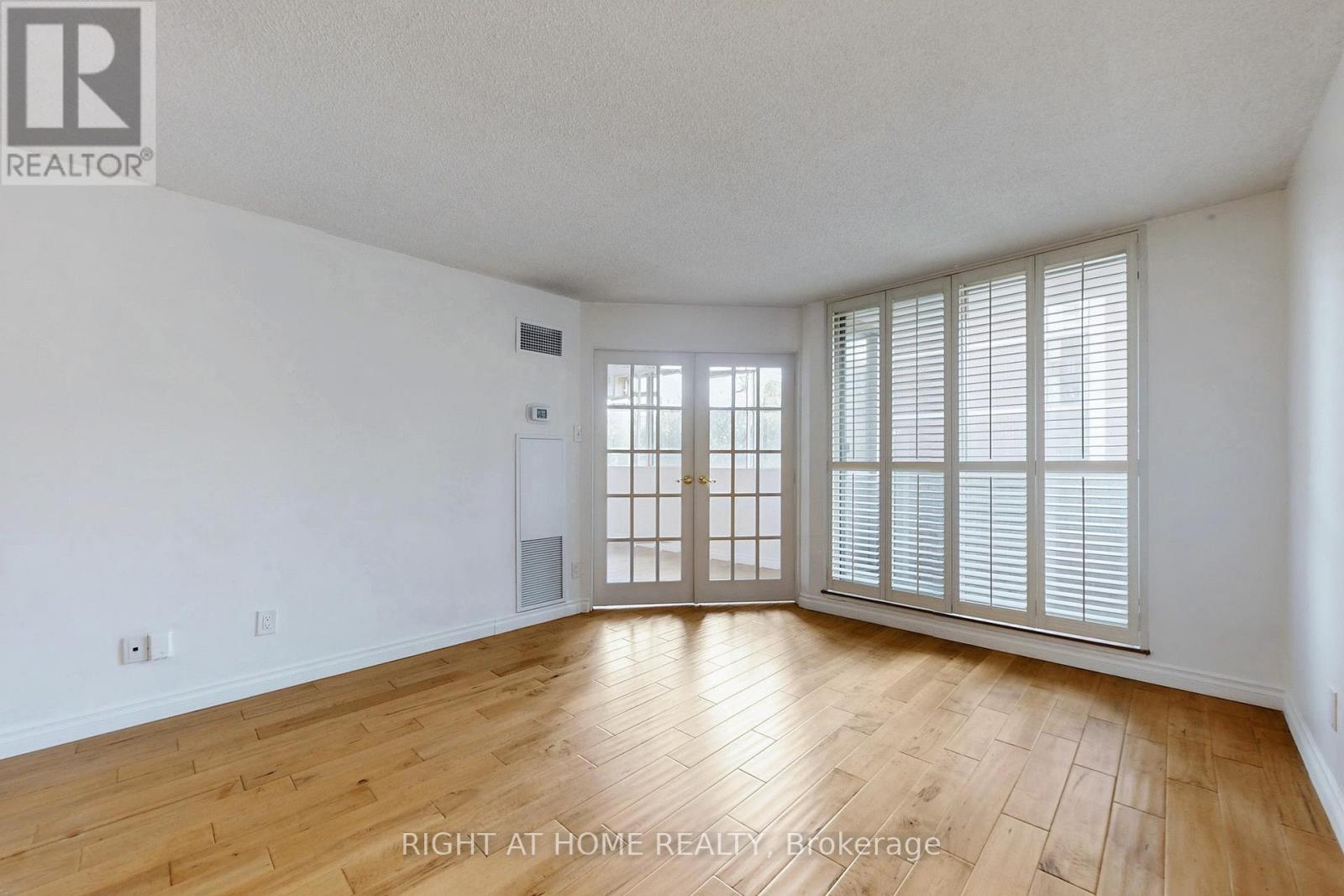 331 - 60 Homewood Avenue, Toronto, Ontario  M4Y 2X4 - Photo 5 - C12433851
