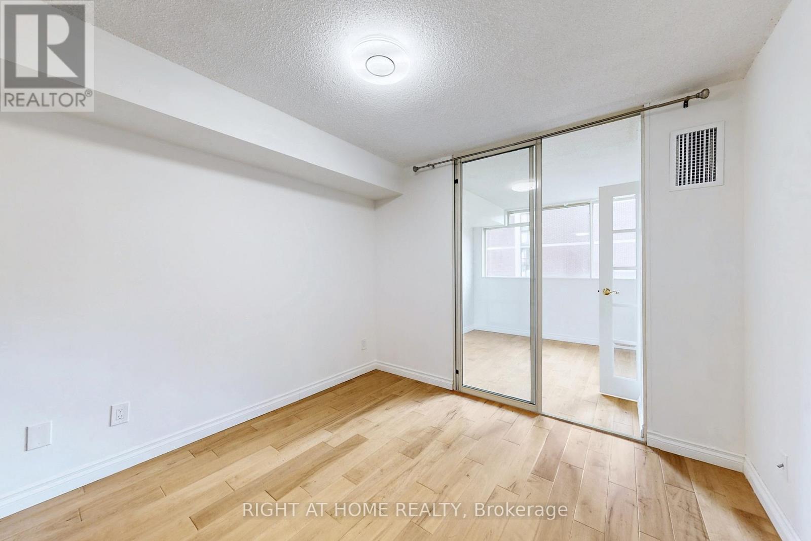 331 - 60 Homewood Avenue, Toronto, Ontario  M4Y 2X4 - Photo 9 - C12433851
