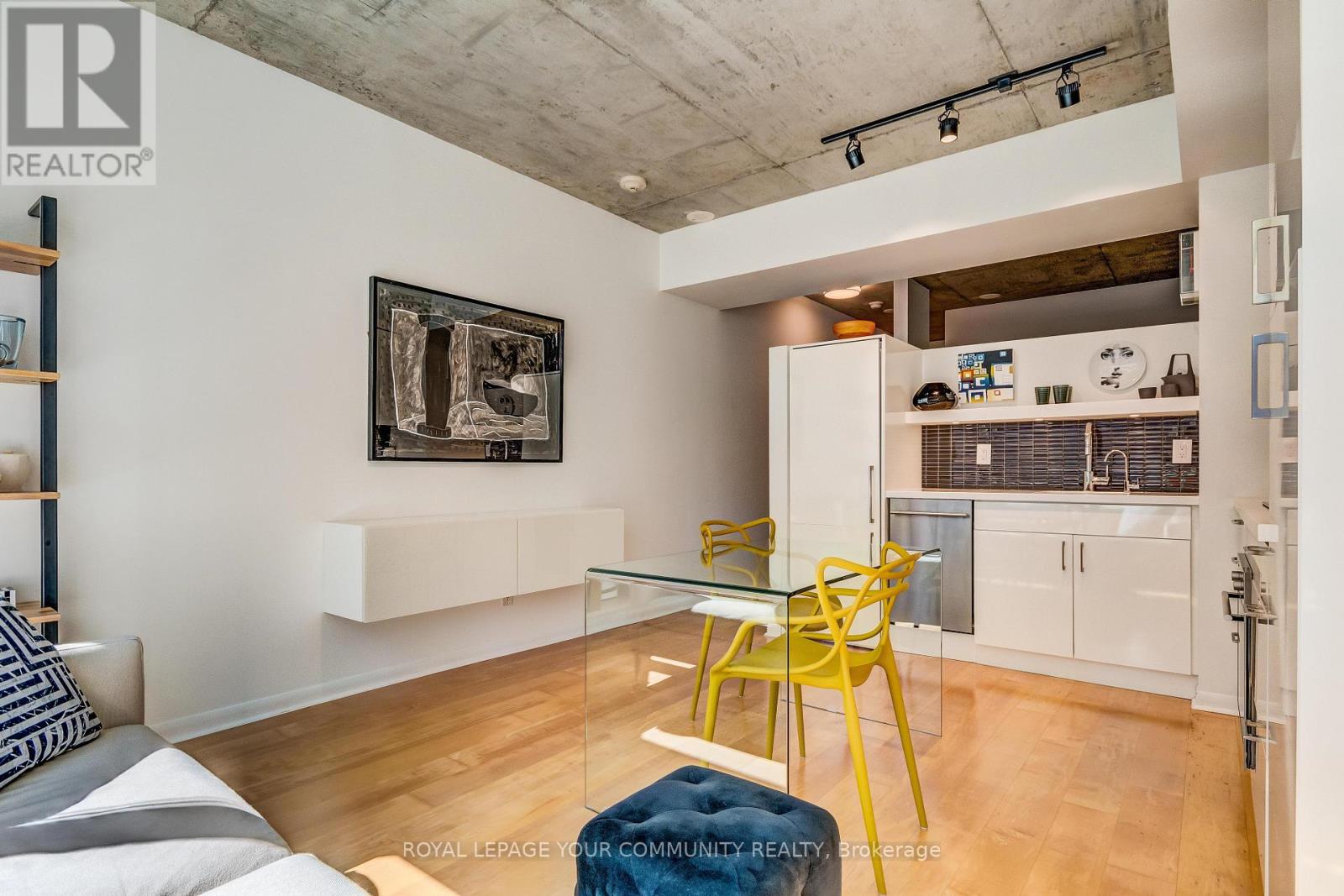 423 - 333 Adelaide Street E, Toronto, Ontario  M5A 4T4 - Photo 6 - C12433870