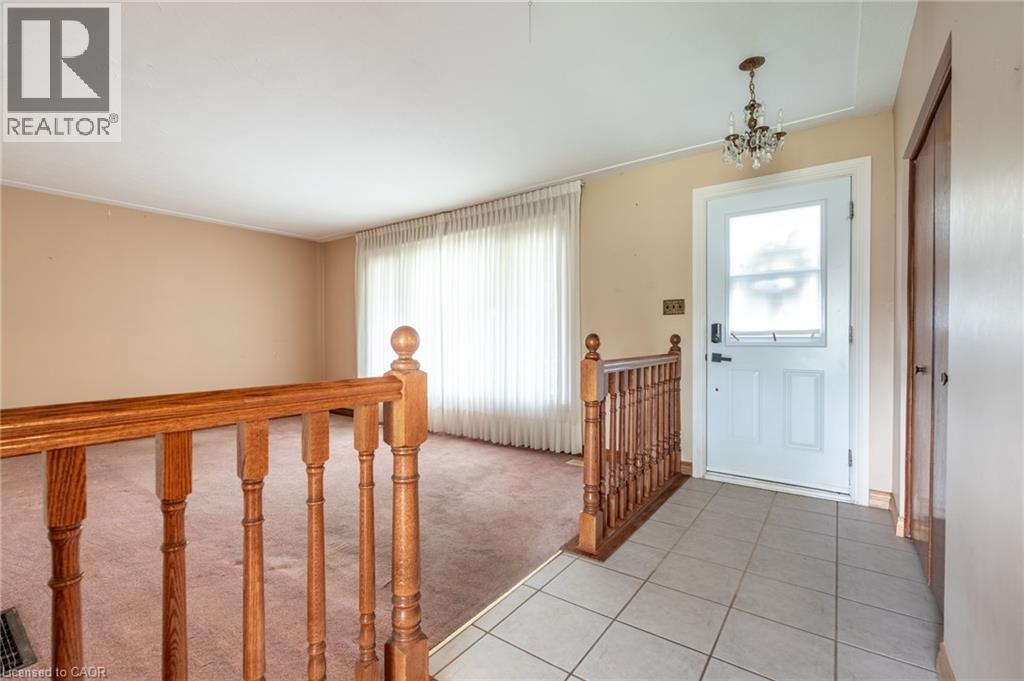 258 Jones Road, Stoney Creek, Ontario  L8E 5J5 - Photo 4 - 40773955