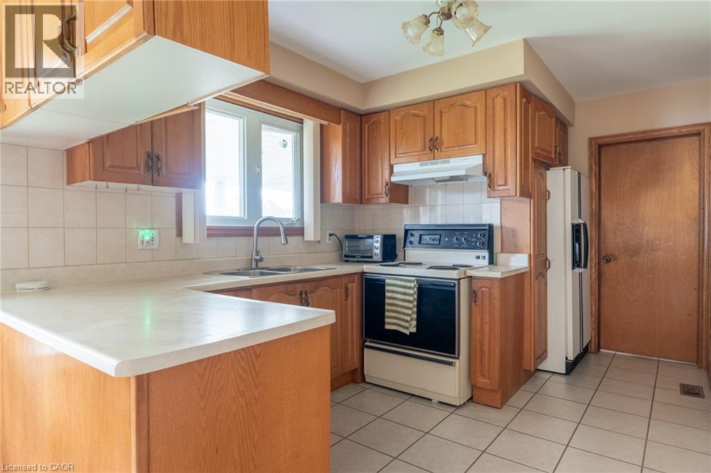 258 Jones Road, Stoney Creek, Ontario  L8E 5J5 - Photo 9 - 40773955