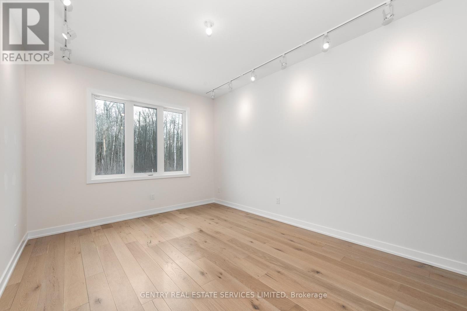 6368 Renaud Road, Ottawa, Ontario  K1W 0R9 - Photo 11 - X11907956