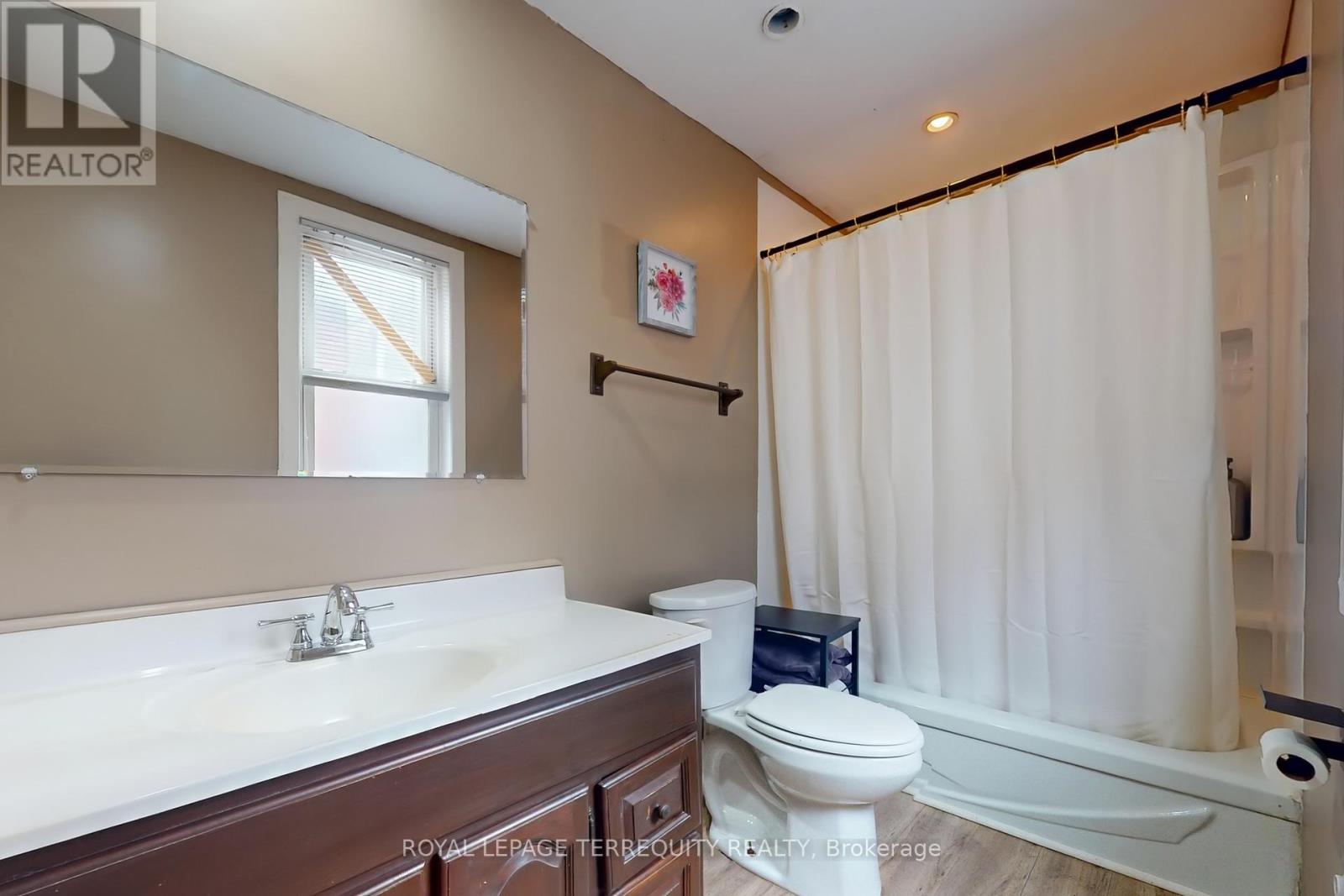 104 Park Road S, Oshawa, Ontario  L1J 4G9 - Photo 10 - E12433814