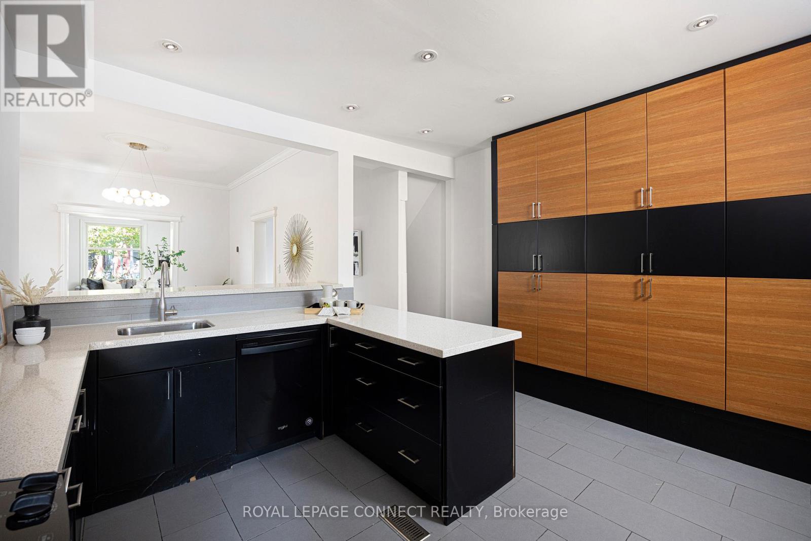 73 First Avenue, Toronto, Ontario  M4M 1W7 - Photo 18 - E12433817