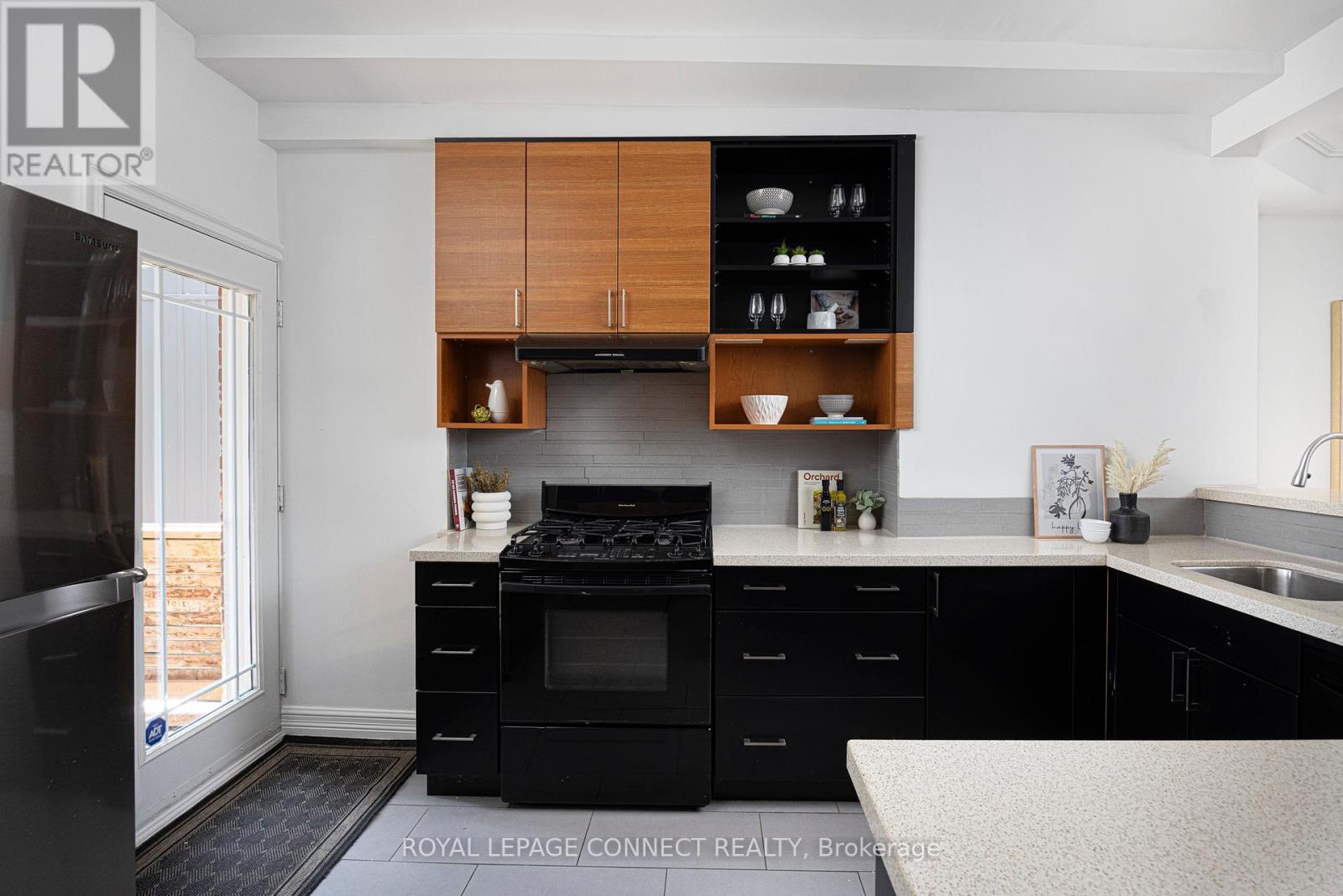 73 First Avenue, Toronto, Ontario  M4M 1W7 - Photo 19 - E12433817