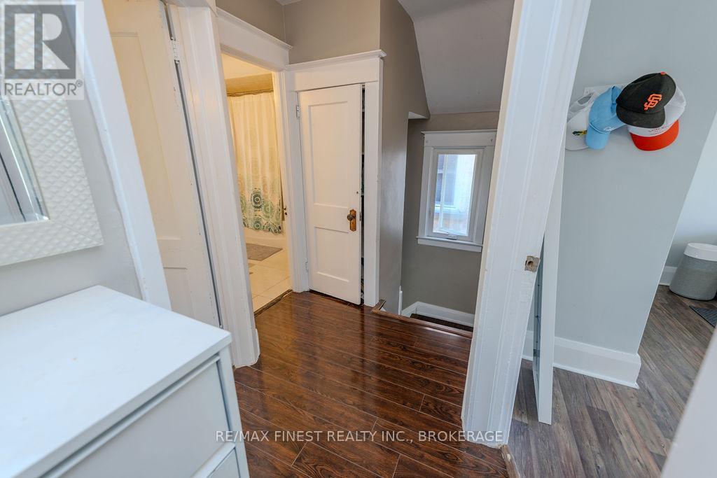 556 Brock Street, Kingston, Ontario  K7L 1V2 - Photo 21 - X12433989