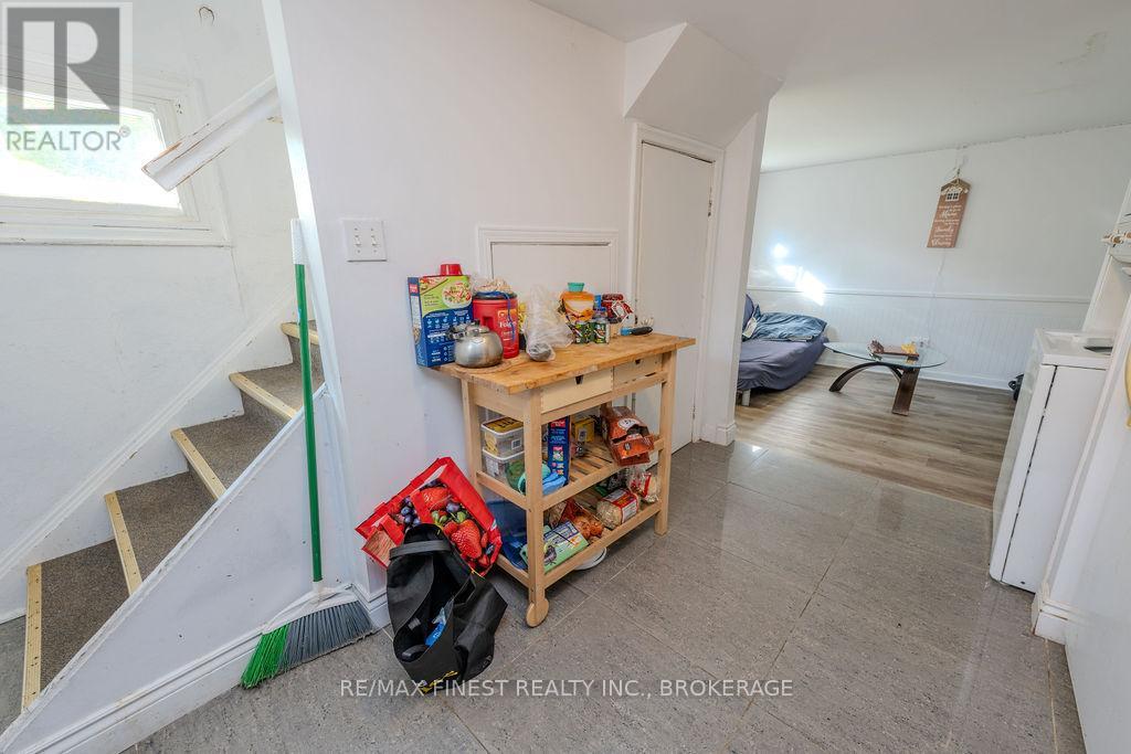 556 Brock Street, Kingston, Ontario  K7L 1V2 - Photo 22 - X12433989