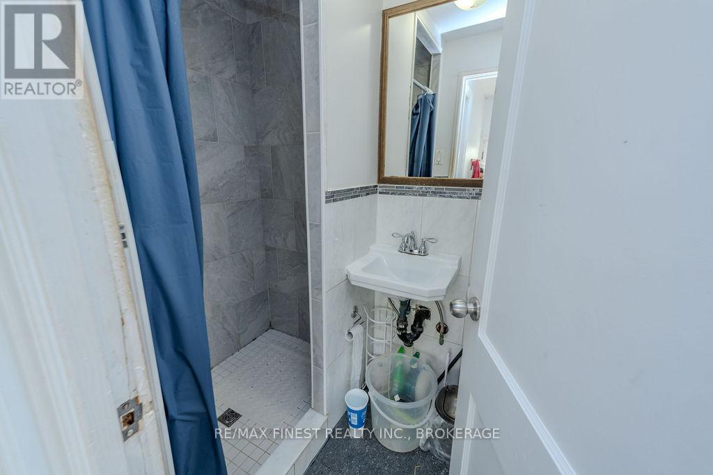 556 Brock Street, Kingston, Ontario  K7L 1V2 - Photo 30 - X12433989