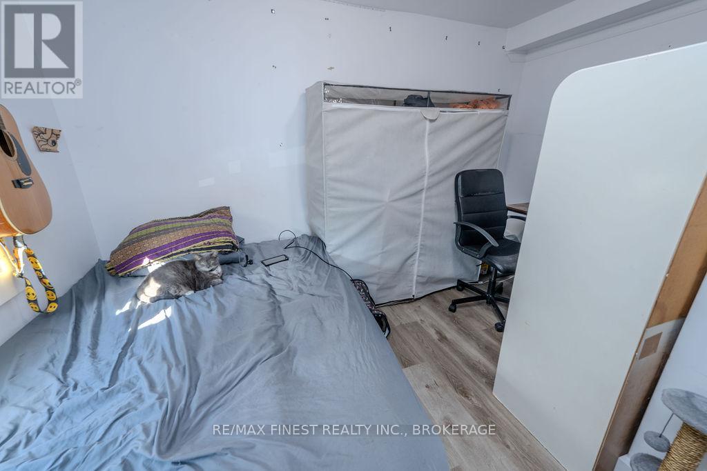 556 Brock Street, Kingston, Ontario  K7L 1V2 - Photo 31 - X12433989