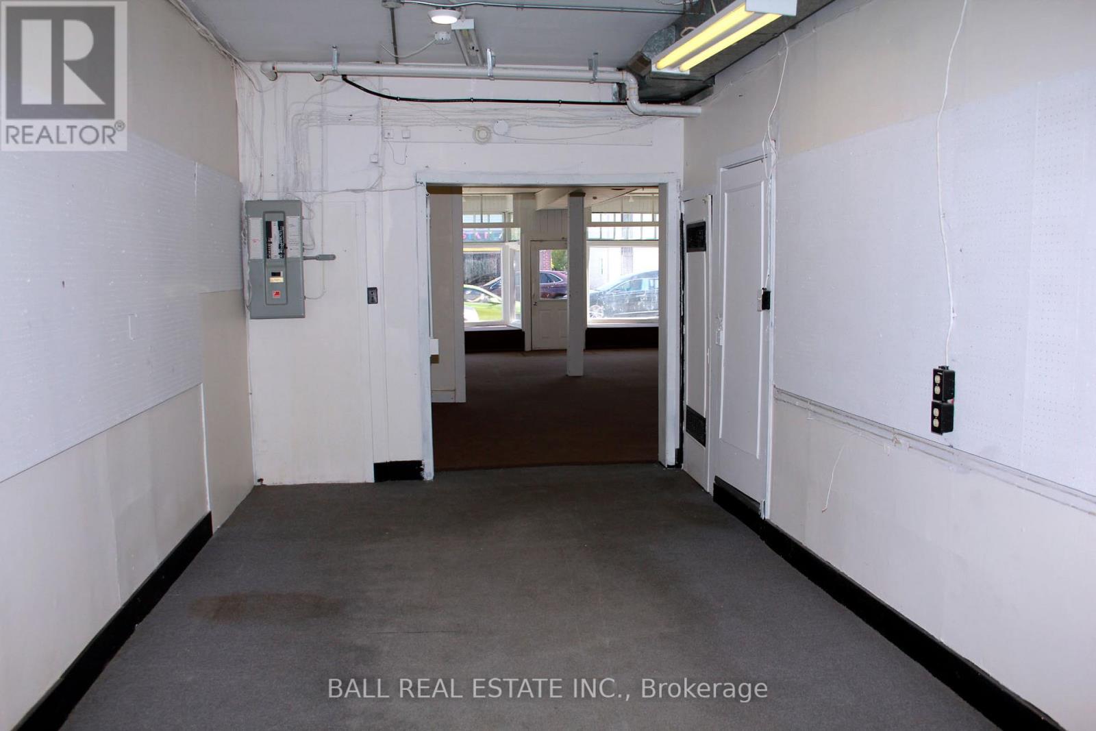 34 Hastings Street N, Bancroft, Ontario K0L 1C0 - Photo 7 - X12433911