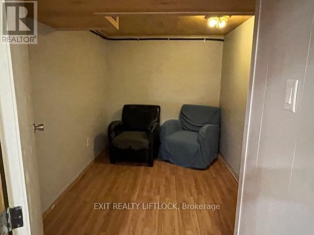 550 Raymond Street, Peterborough, Ontario  K9H 5N1 - Photo 10 - X12433929