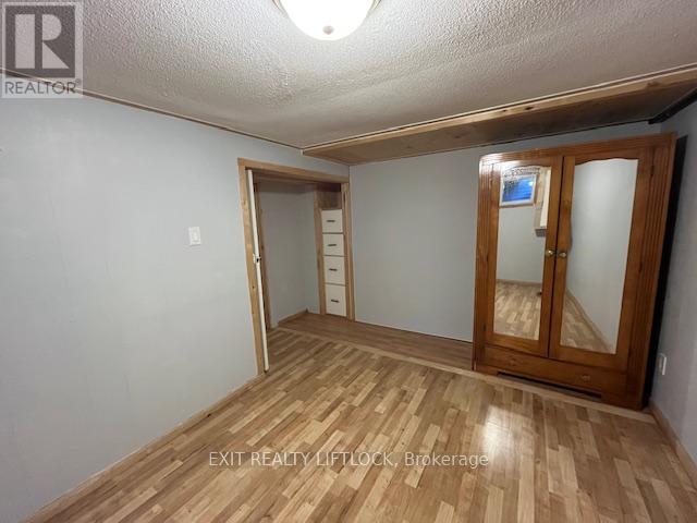 550 Raymond Street, Peterborough, Ontario  K9H 5N1 - Photo 14 - X12433929