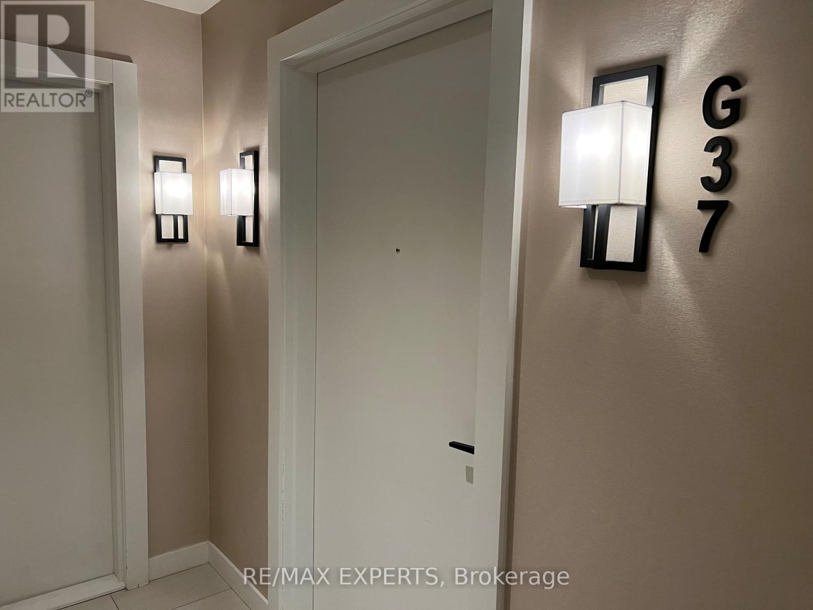 G37 - 415 Sea Ray Avenue, Innisfil, Ontario  L9S 0M3 - Photo 4 - N12433798