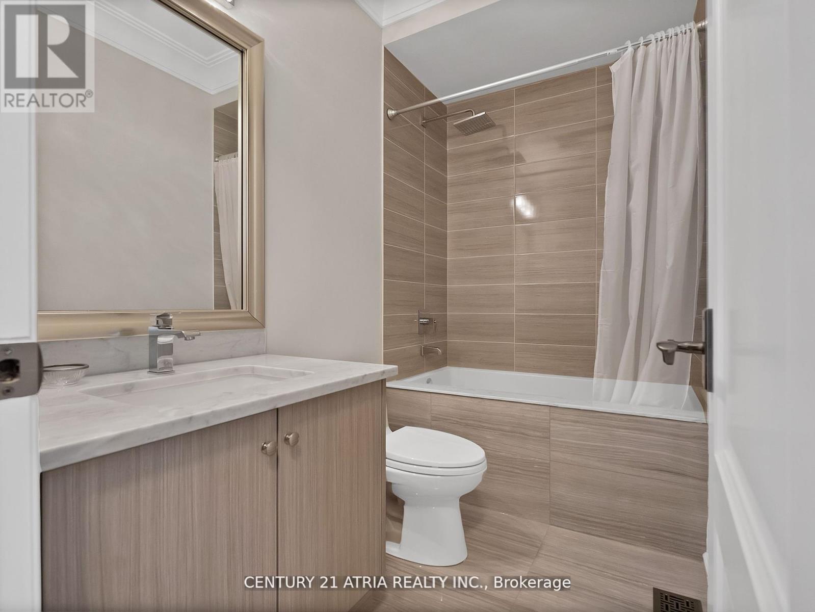 67 Langdon Drive, King, Ontario  L7B 0M1 - Photo 30 - N12433820