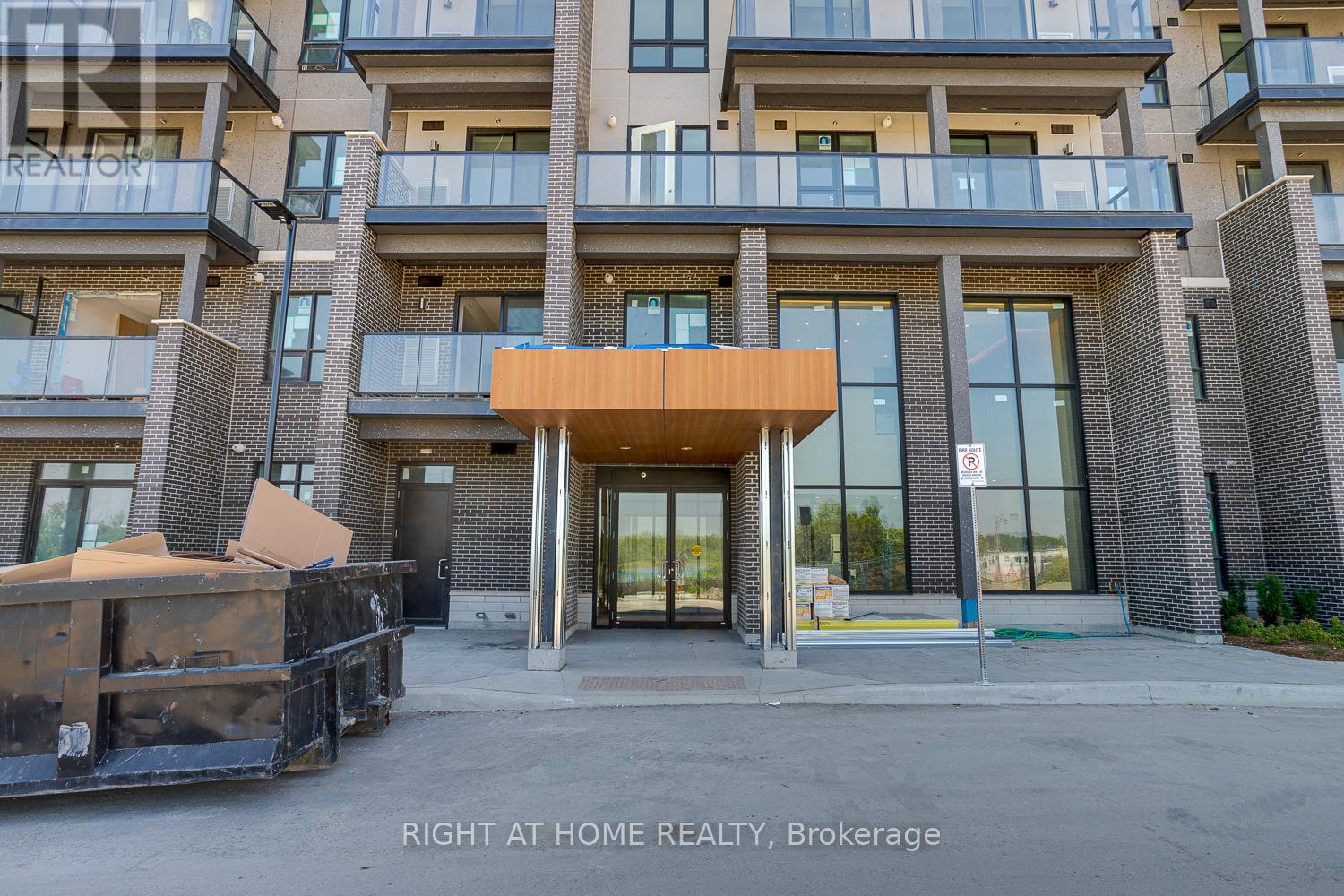 621 - 9700 Ninth Line, Markham, Ontario  L6B 1A8 - Photo 2 - N12433821
