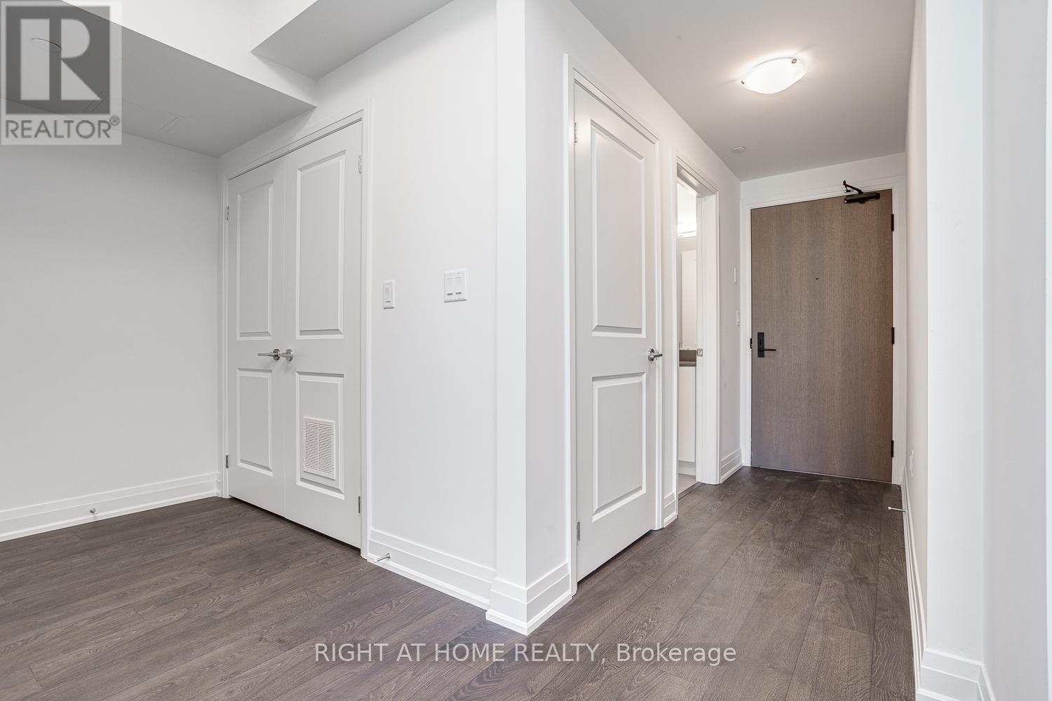 621 - 9700 Ninth Line, Markham, Ontario  L6B 1A8 - Photo 4 - N12433821