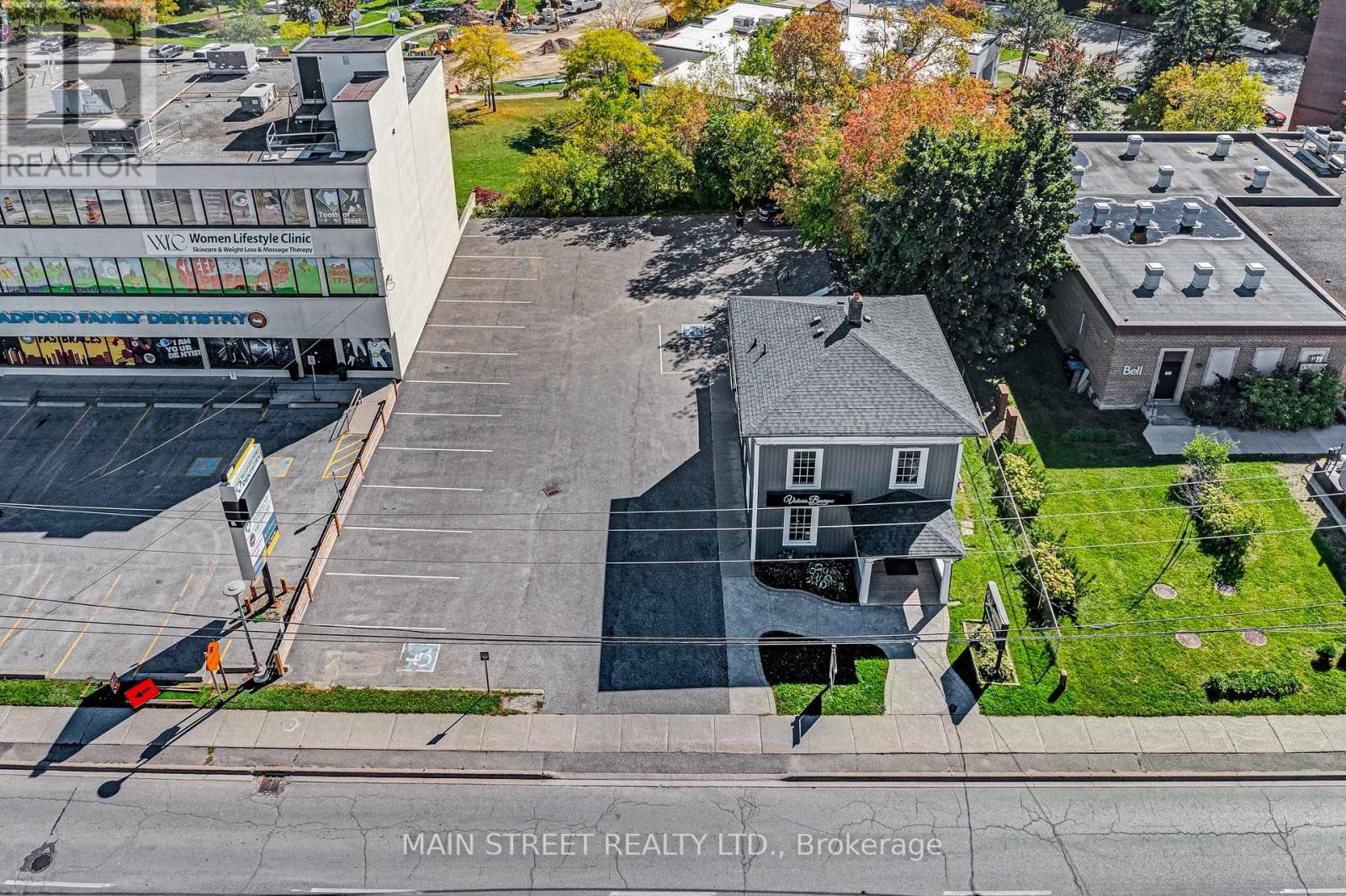 92 Holland Street W, Bradford West Gwillimbury, Ontario  L3Z 1R7 - Photo 37 - N12433854