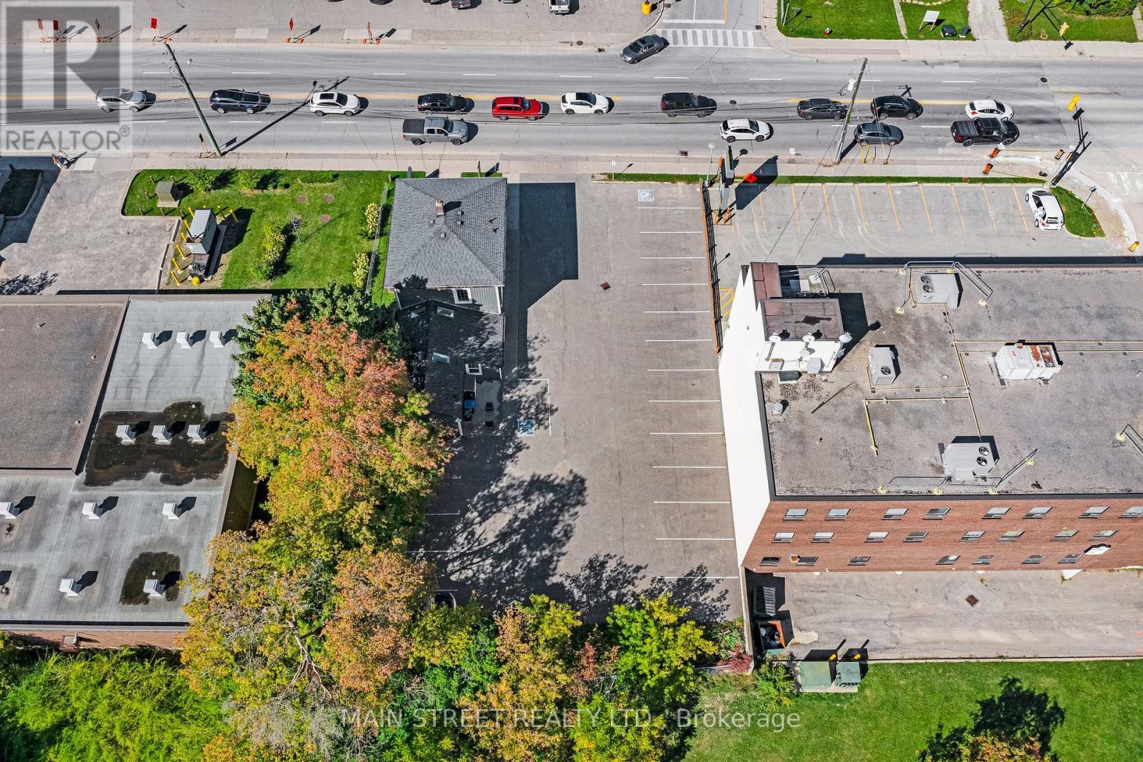 92 Holland Street W, Bradford West Gwillimbury, Ontario  L3Z 1R7 - Photo 47 - N12433854