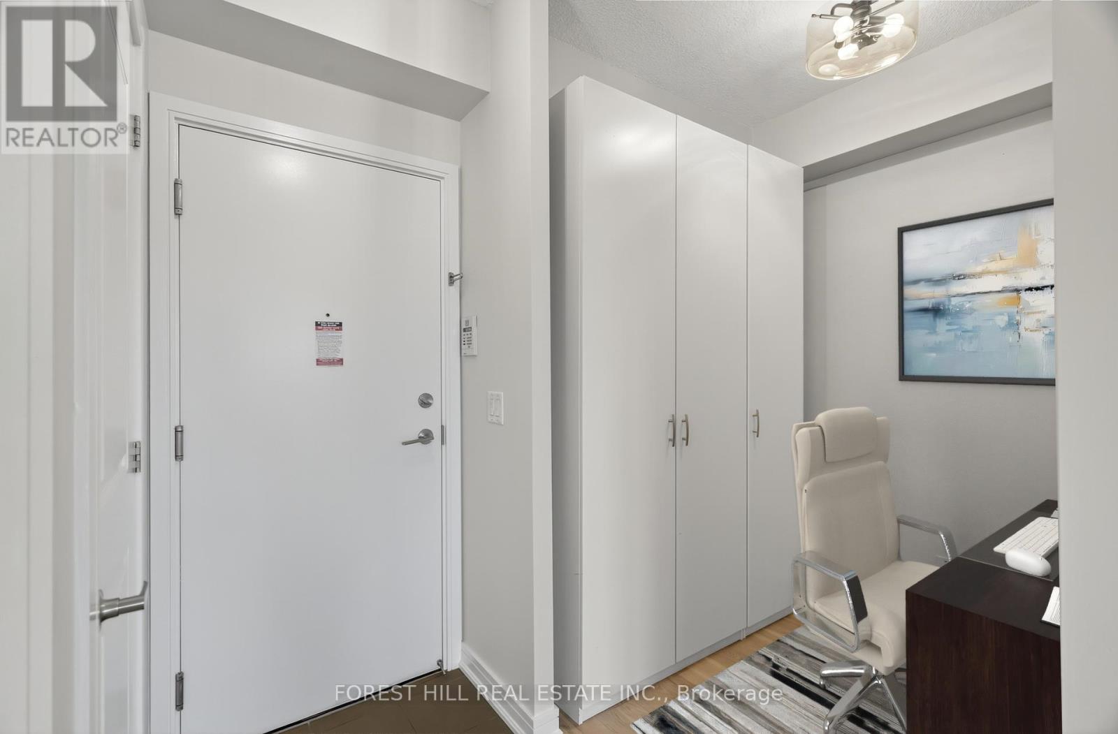 1603 - 9205 Yonge Street, Richmond Hill, Ontario  L4C 1V5 - Photo 29 - N12433860