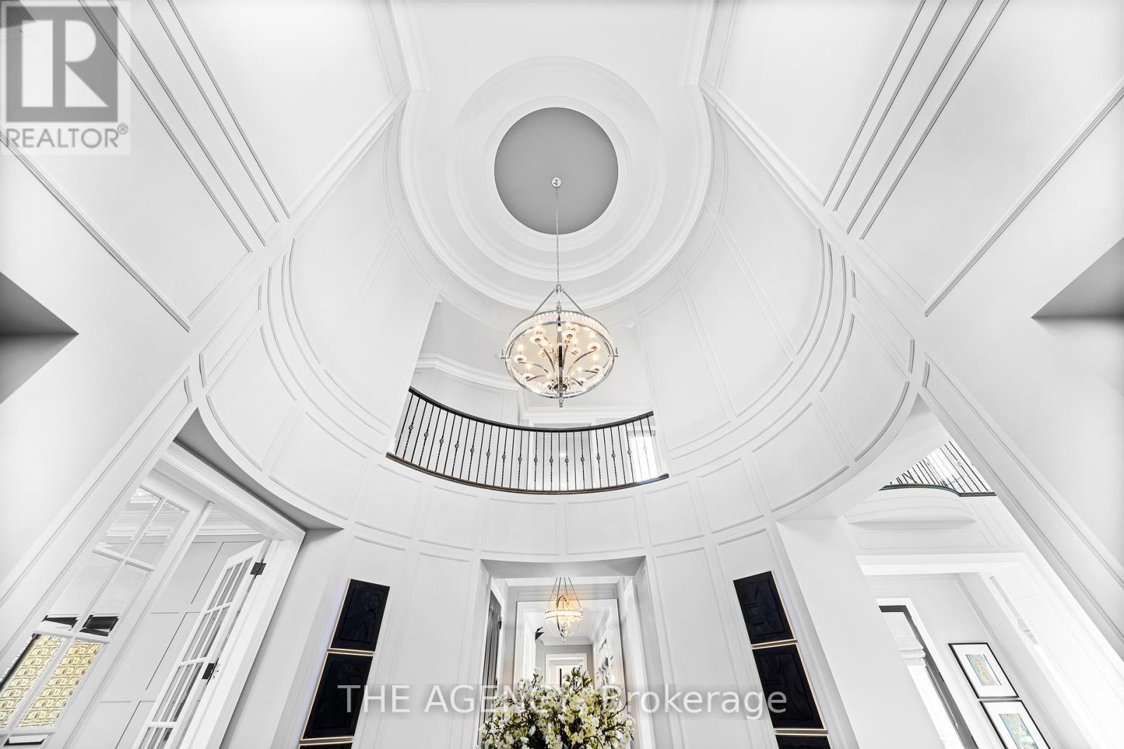 18 Westbrooke Boulevard, King, Ontario  L0G 1N0 - Photo 6 - N12433862