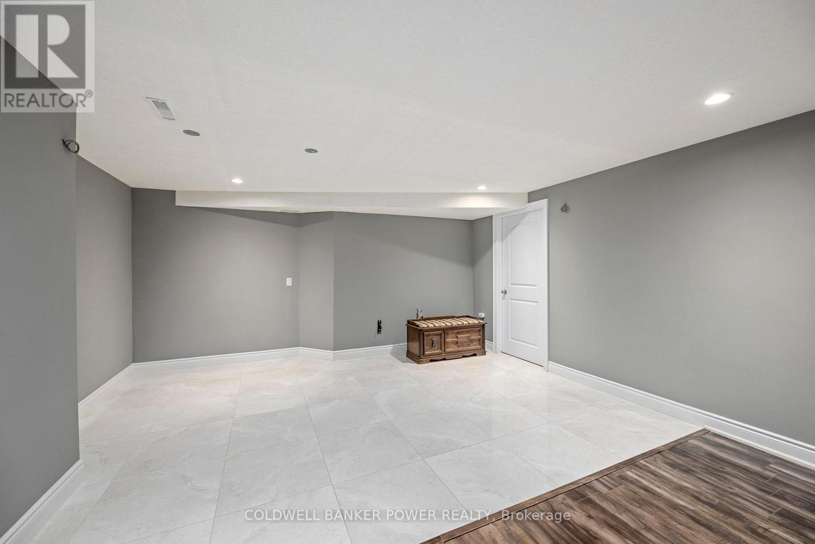 1031 Griffith Street, London South (South K), Ontario  N6K 3Y7 - Photo 24 - X12433892