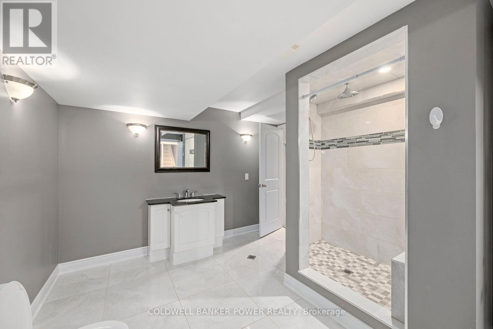 1031 Griffith Street, London South (South K), Ontario  N6K 3Y7 - Photo 25 - X12433892
