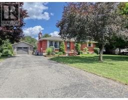 8 EAST WILLIAMS STREET, North Middlesex, Ontario