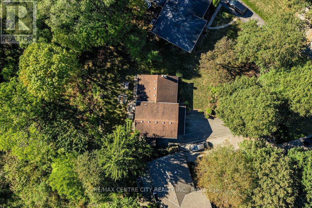 1411 Erindale Crescent, London North, Ontario  N5X 1V8 - Photo 33 - X12433936