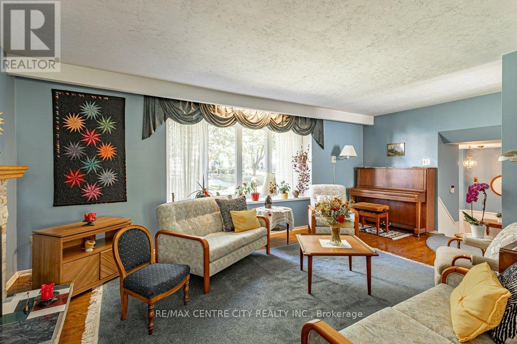1411 Erindale Crescent, London North, Ontario  N5X 1V8 - Photo 7 - X12433936