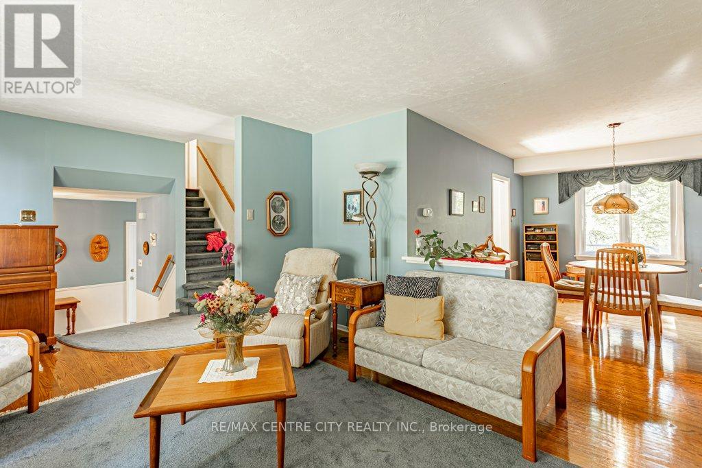 1411 Erindale Crescent, London North, Ontario  N5X 1V8 - Photo 8 - X12433936