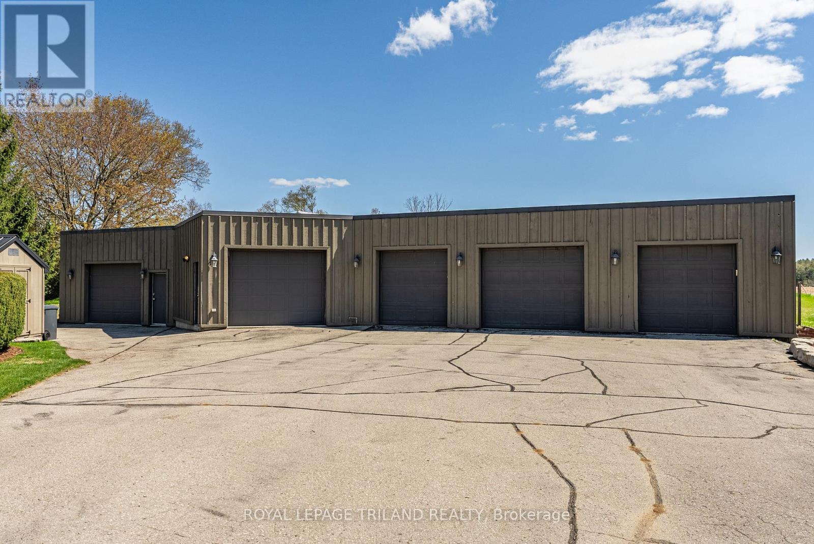 6058 Stone Church Road, Central Elgin, Ontario  N0L 2L0 - Photo 20 - X12433966