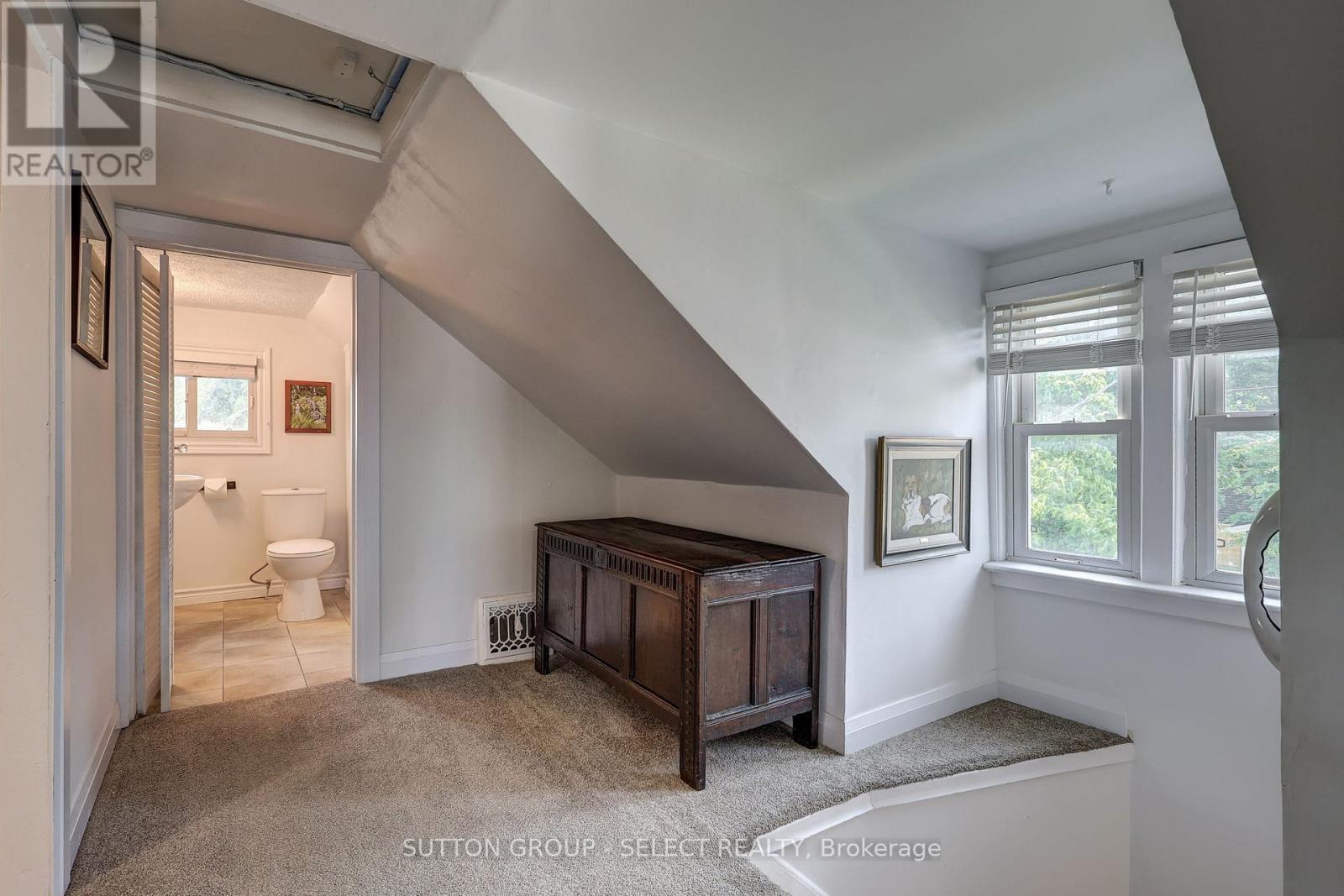126 Brisbin Street, London East, Ontario  N5Z 2M1 - Photo 37 - X12433979