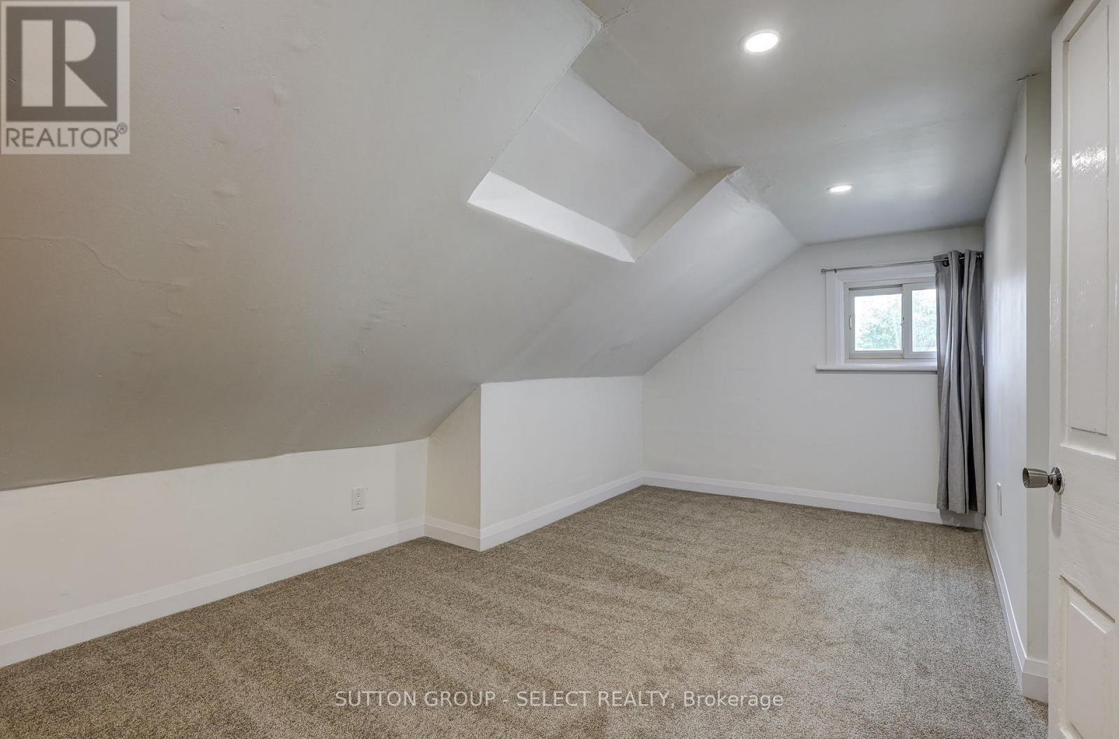 126 Brisbin Street, London East, Ontario  N5Z 2M1 - Photo 41 - X12433979
