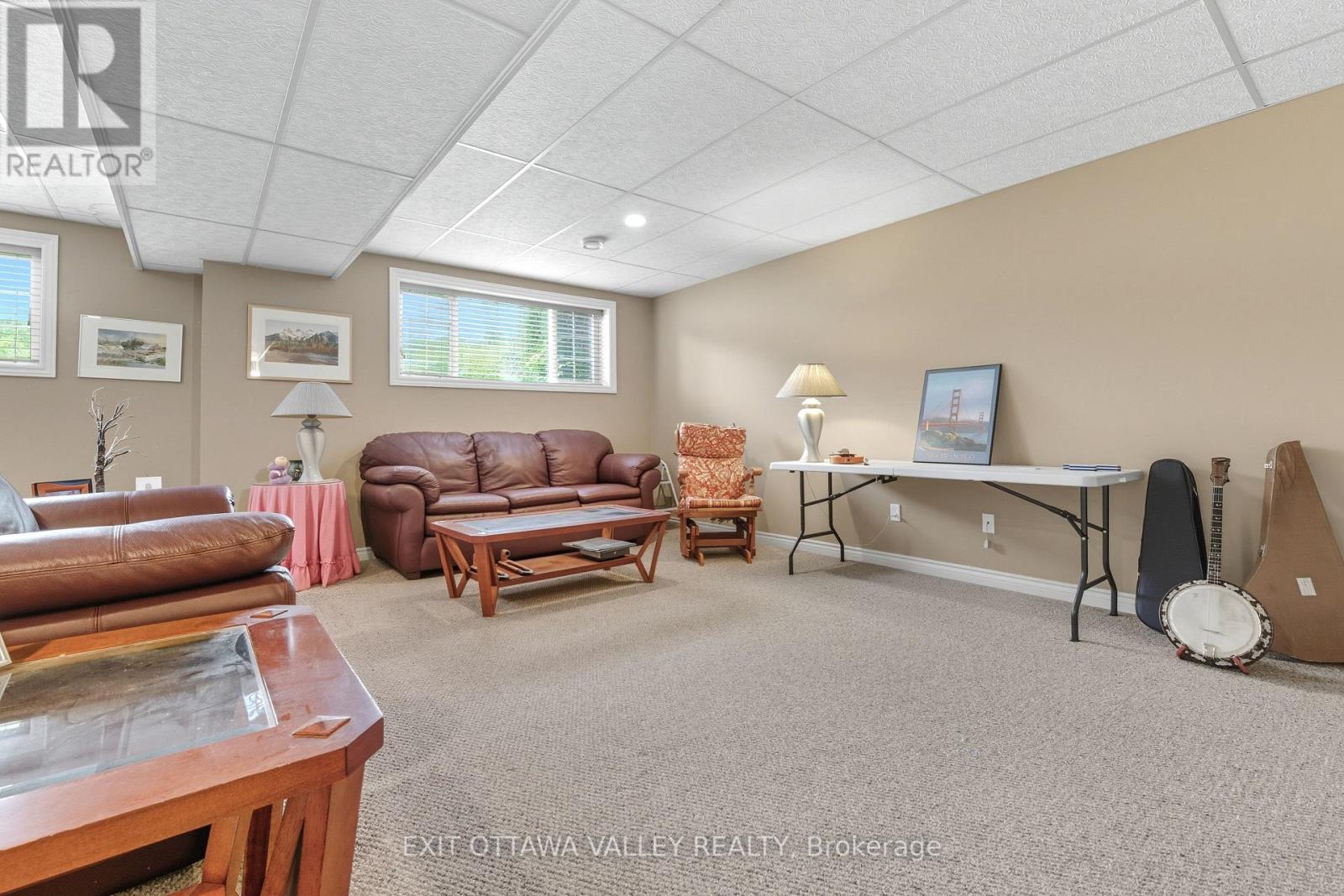 8 Cockcroft Crescent, Deep River, Ontario  K0J 1P0 - Photo 26 - X12434024