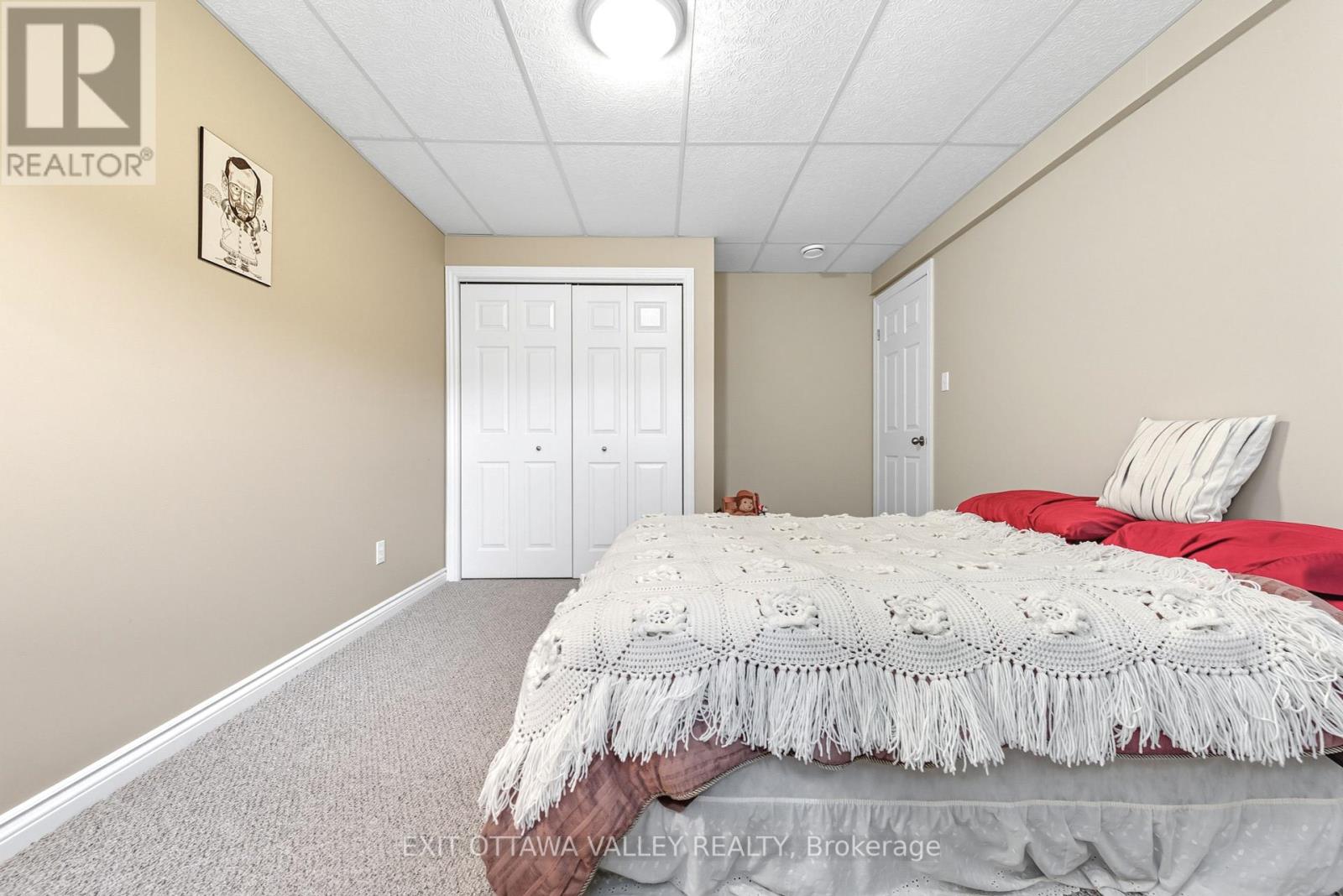 8 Cockcroft Crescent, Deep River, Ontario  K0J 1P0 - Photo 30 - X12434024