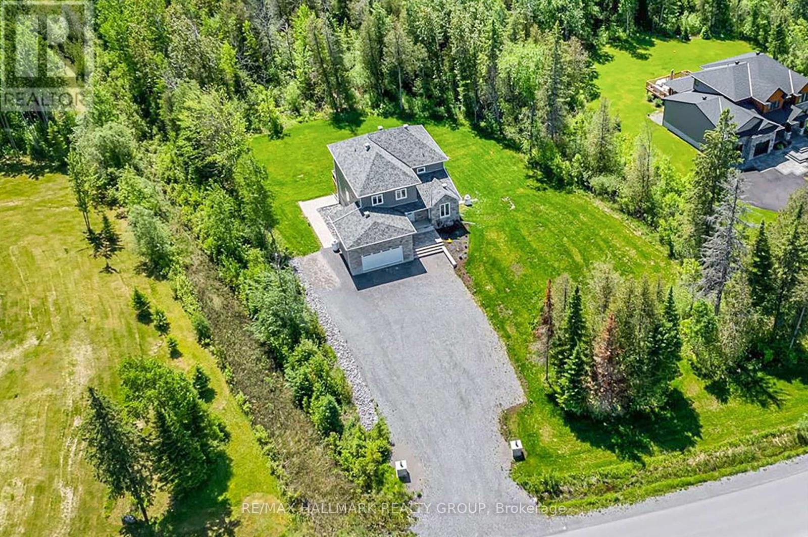 156 Country Meadow Drive, Ottawa, Ontario  K0A 1L0 - Photo 2 - X12412365