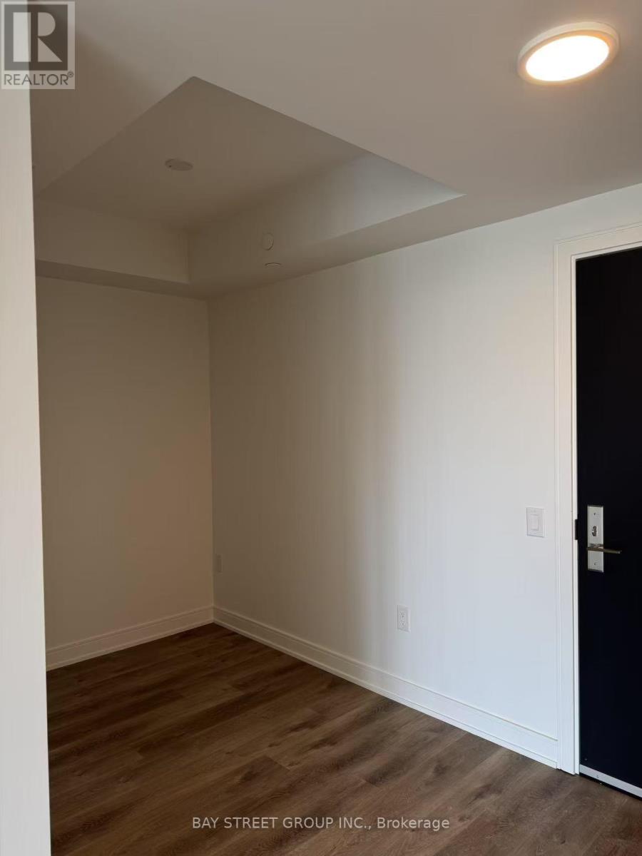 516 - 3009 Novar Road, Mississauga, Ontario  L5B 1H7 - Photo 6 - W12289806