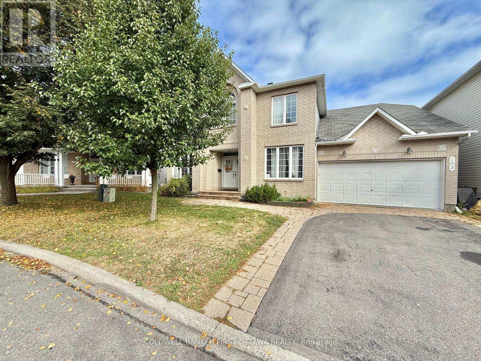 103 COLUMBIA AVENUE, Ottawa, Ontario