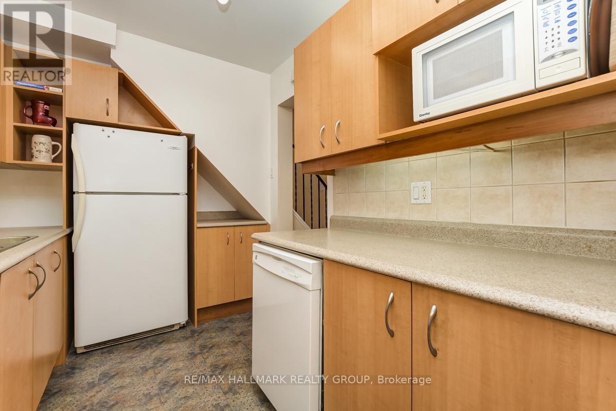 7 - 403 Montfort Street, Ottawa, Ontario  K1L 8G8 - Photo 17 - X12433935