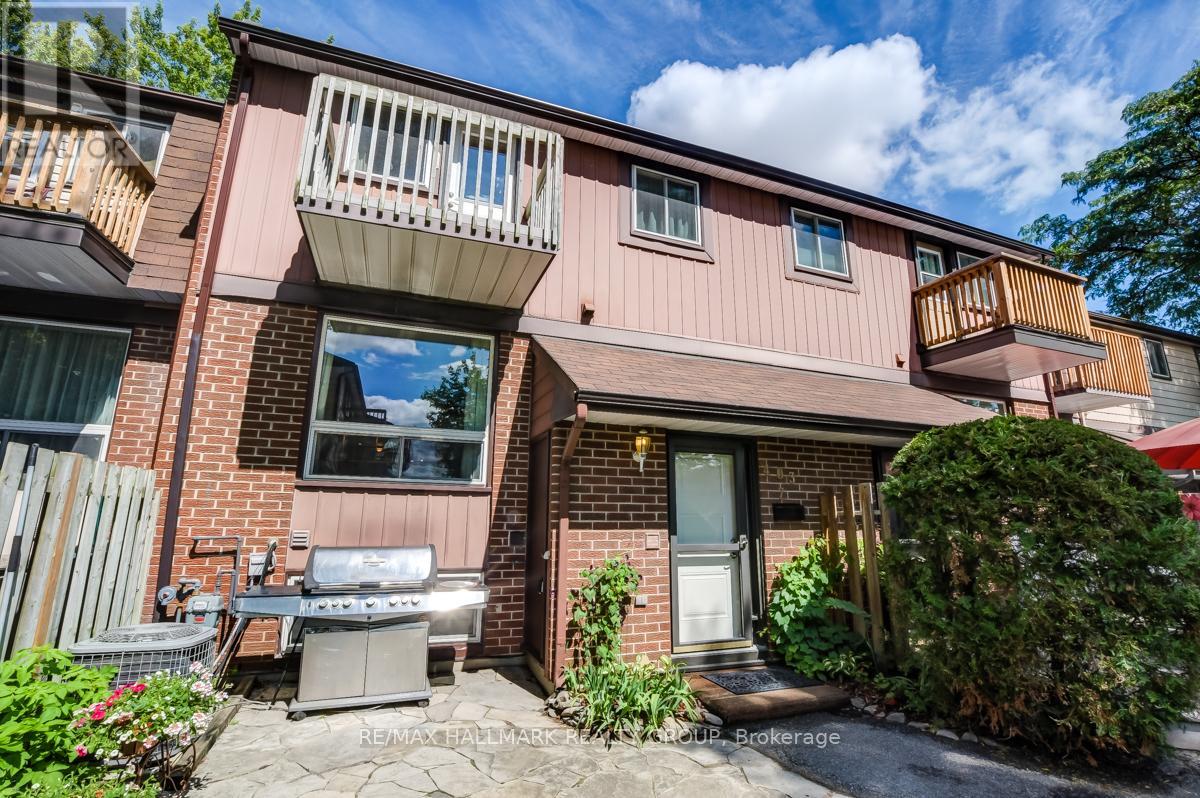 7 - 403 Montfort Street, Ottawa, Ontario  K1L 8G8 - Photo 2 - X12433935