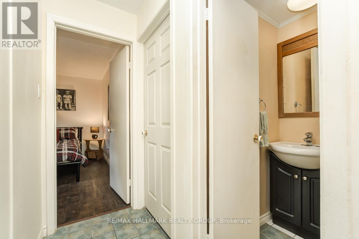 7 - 403 Montfort Street, Ottawa, Ontario  K1L 8G8 - Photo 27 - X12433935