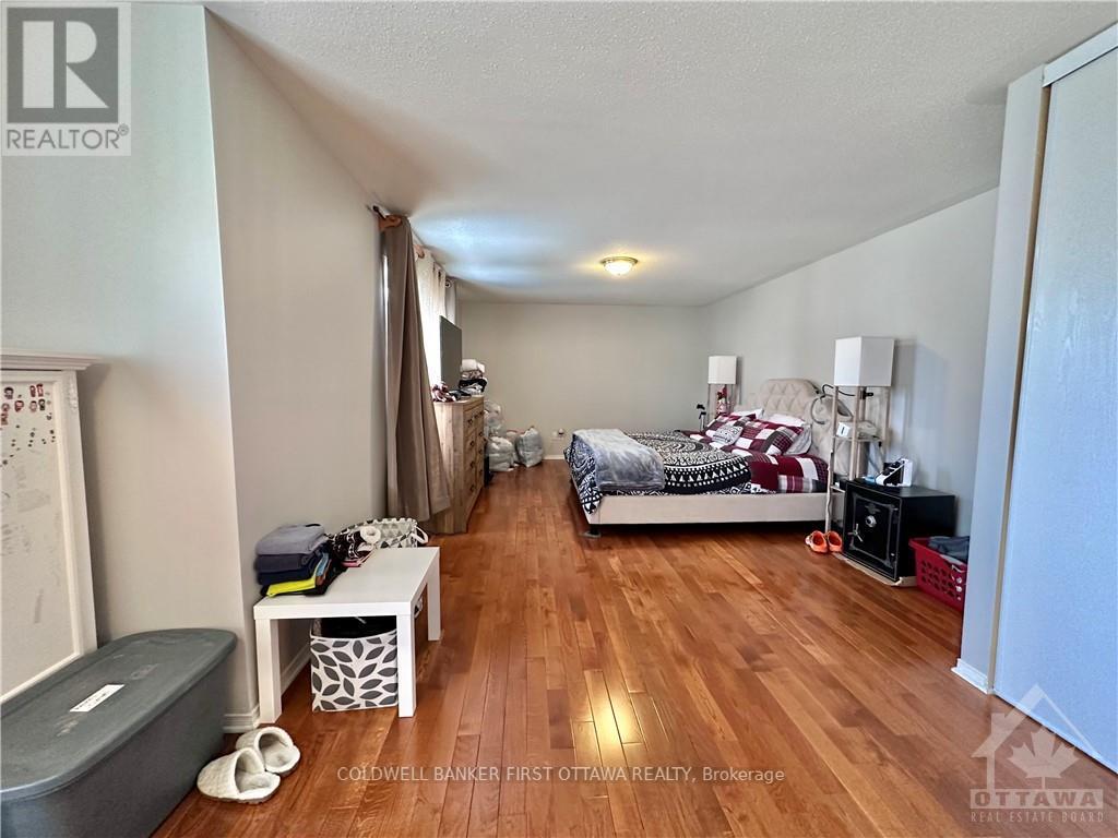 103 Columbia Avenue, Ottawa, Ontario  K1V 1Z3 - Photo 14 - X12433957