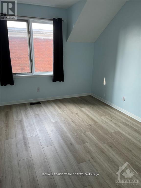 E - 41 Anderson Street, Ottawa, Ontario  K1R 6T6 - Photo 10 - X12434011