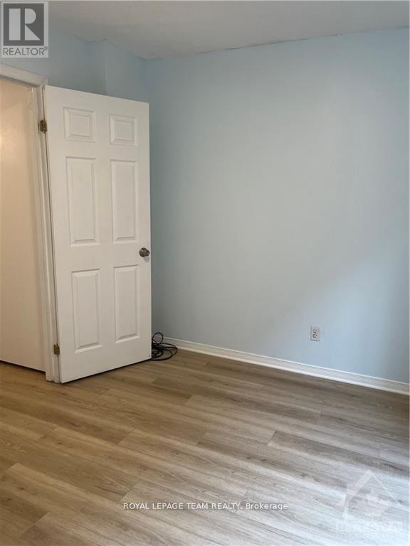E - 41 Anderson Street, Ottawa, Ontario  K1R 6T6 - Photo 6 - X12434011