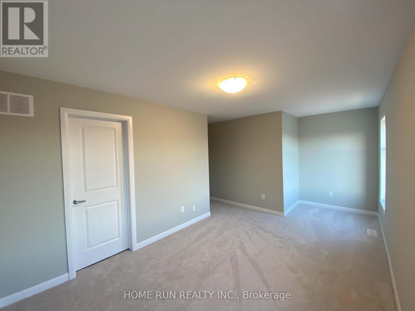 1091 Speedvale Court, Ottawa, Ontario  K2T 0P6 - Photo 14 - X12434019