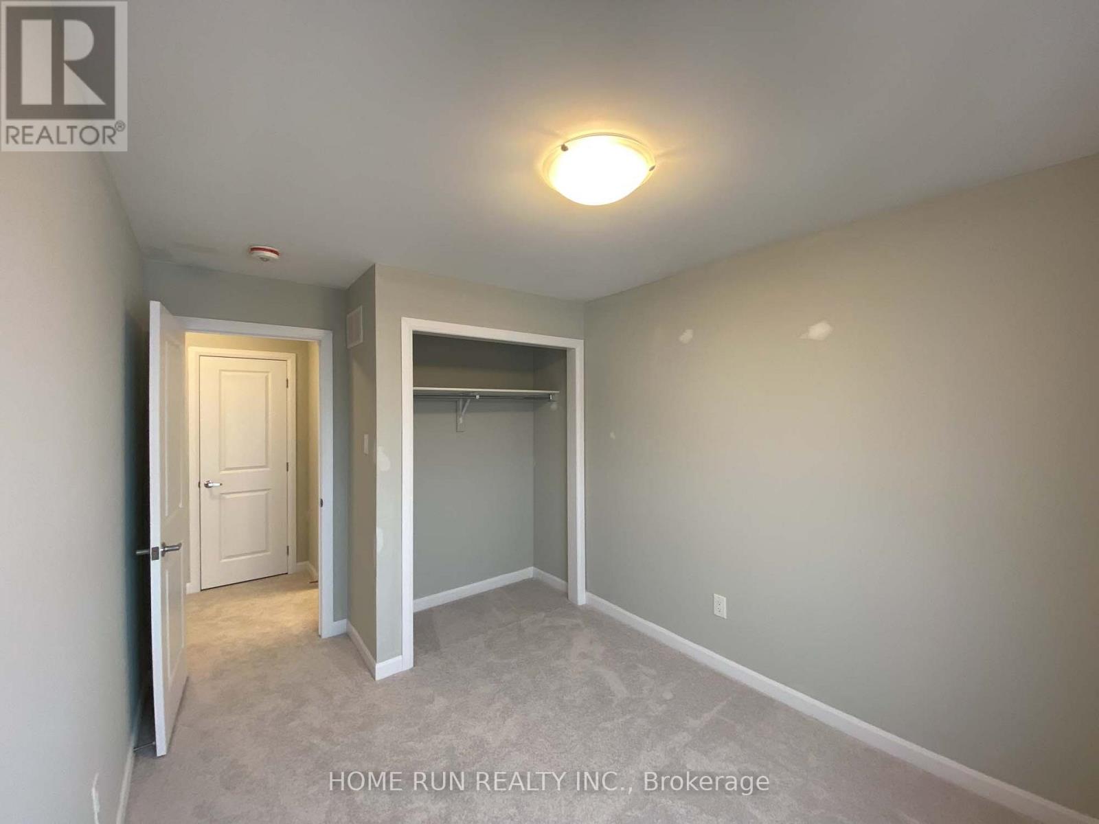 1091 Speedvale Court, Ottawa, Ontario  K2T 0P6 - Photo 19 - X12434019
