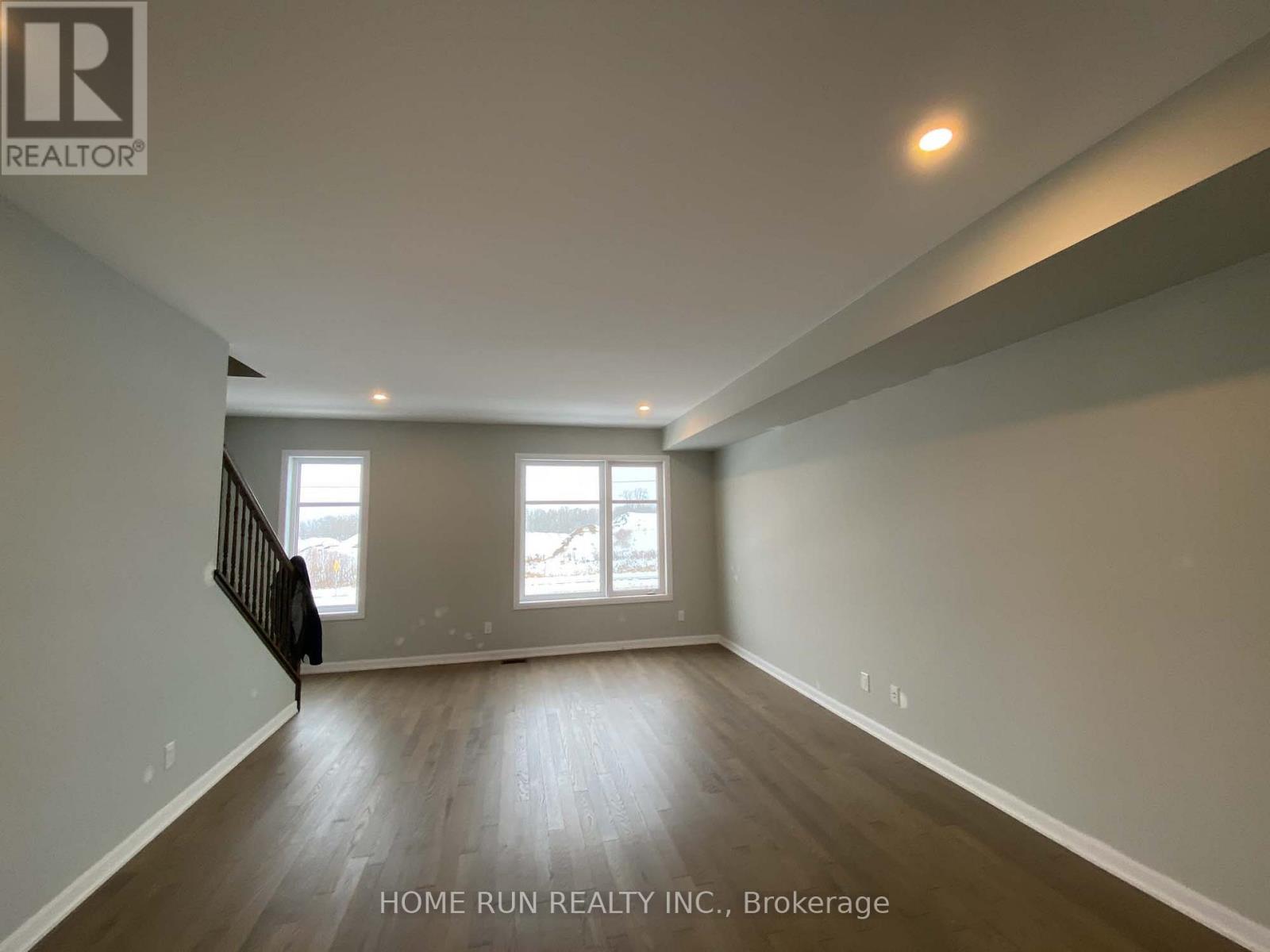 1091 Speedvale Court, Ottawa, Ontario  K2T 0P6 - Photo 7 - X12434019